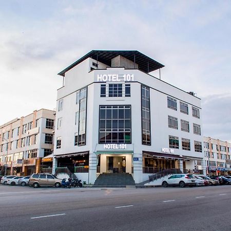 Hotel 101 Permas Jaya Джохор-Бару Экстерьер фото