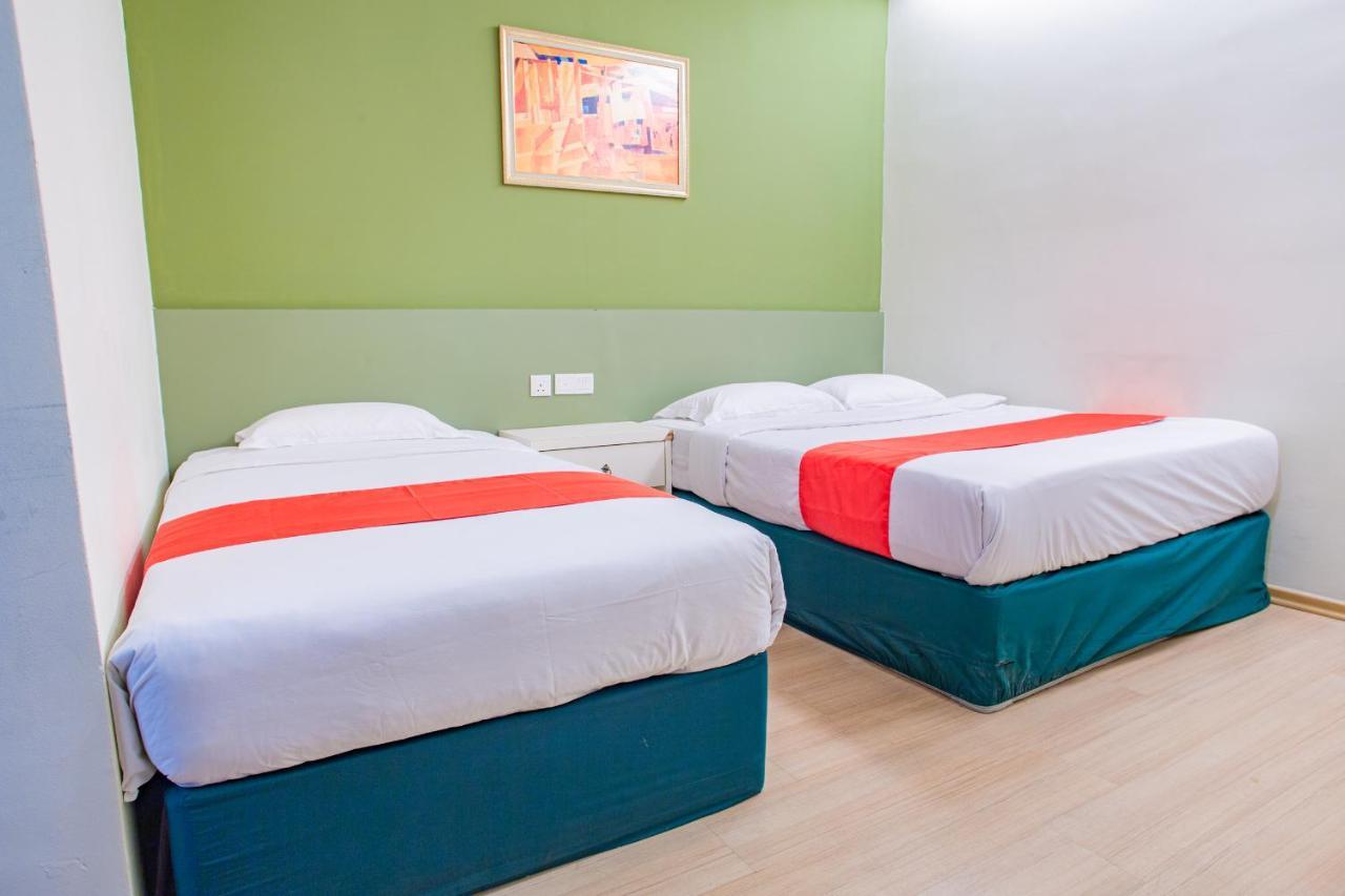 Hotel 101 Permas Jaya Джохор-Бару Экстерьер фото